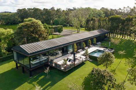 Photo of property in 23 Foster Road, Kumeu, 0891