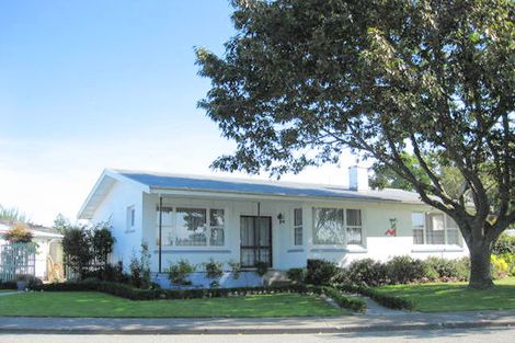 Photo of property in 122 George Street, Tinwald, Ashburton, 7700