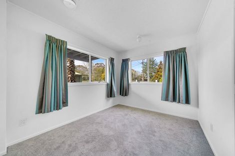 Photo of property in 6 Deacon Road, Riverhead, Kumeu, 0892