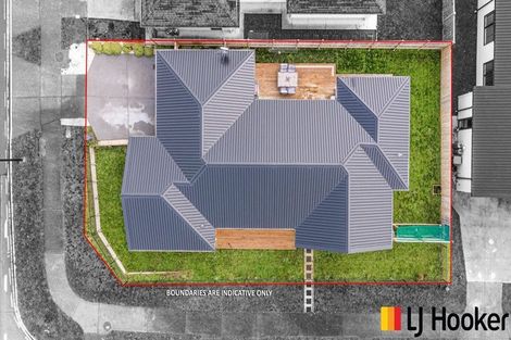 Photo of property in 2 Poutawa Lane, Clarks Beach, 2122