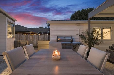 Photo of property in 52 Papaunahi Road, Bowentown, Waihi Beach, 3177