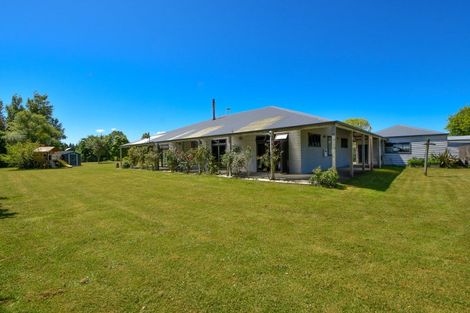 Photo of property in 20 Haringa Road, Carrington, Carterton, 5791