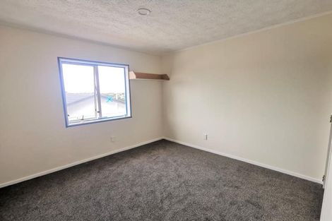 Photo of property in 41 Athena Drive, Totara Vale, Auckland, 0629