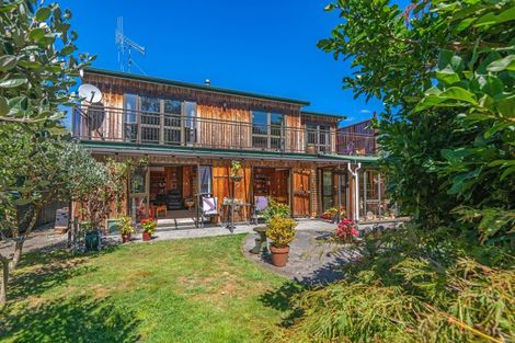 Photo of property in 138 Atawhai Road, Fitzherbert, Palmerston North, 4410