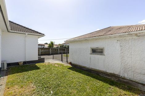 Photo of property in 25 Waimea Street, Westown, New Plymouth, 4310