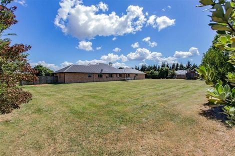 Photo of property in 22 Teviotview Place, Amberley, 7410