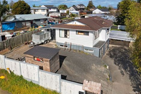 Photo of property in 6 Montego Place, Weymouth, Auckland, 2103