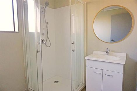 Photo of property in 3 Justamere Place, Weymouth, Auckland, 2103