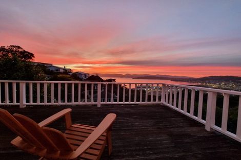 Photo of property in 11 Lower Watt Street, Wadestown, Wellington, 6012