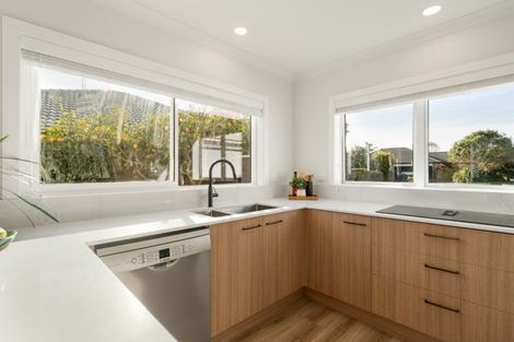 Photo of property in 77 Kahira Crescent, Papamoa Beach, Papamoa, 3118