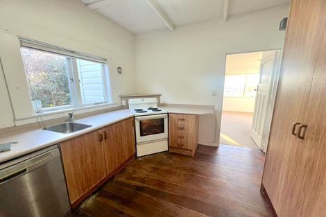 Photo of property in 9 Wairere Road, Torbay, Auckland, 0630