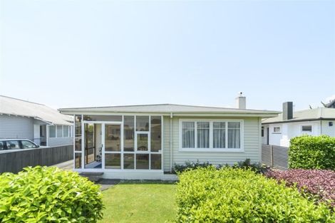 Photo of property in 109 Shamrock Street, Takaro, Palmerston North, 4412