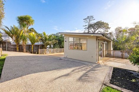 Photo of property in 40a Verran Road, Birkdale, Auckland, 0626