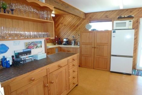 Photo of property in 39 Dixie Street, Te Horo Beach, Otaki, 5581