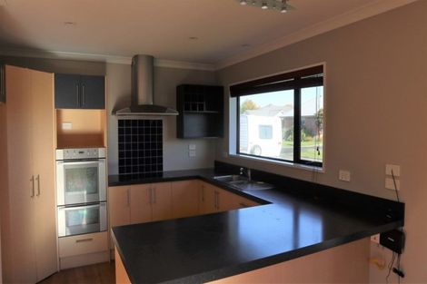 Photo of property in 73 Heathridge Place, Lincoln, 7608