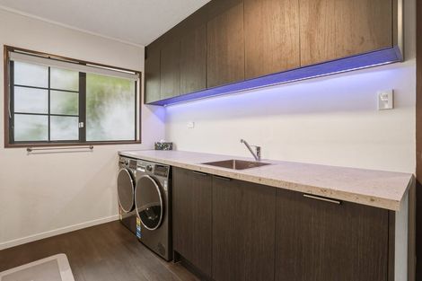Photo of property in 220 South Road, Caversham, Dunedin, 9012