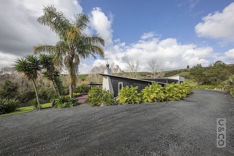 Photo of property in 8 Pineview Lane, Helensville, 0875