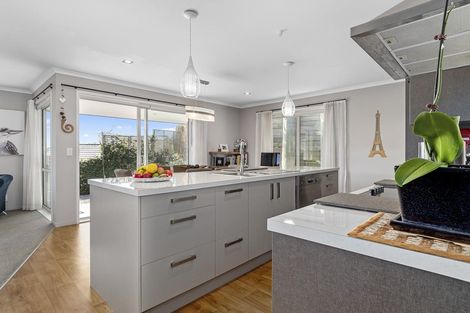 Photo of property in 13 Poike Road, Hairini, Tauranga, 3112