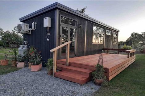 Photo of property in 80 Eriksen Road, Te Awa, Napier, 4110