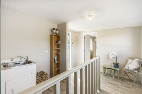 Photo of property in 11 Second Avenue, Glenbrook, Waiuku, 2681