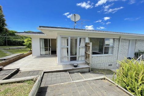 Photo of property in 2/31 Salamanca Road, Sunnynook, Auckland, 0620
