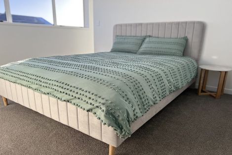 Photo of property in 33 Hinaki Street, Poike, Tauranga, 3112