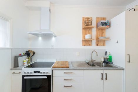 Photo of property in 21a Korau Grove, Stokes Valley, Lower Hutt, 5019