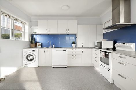 Photo of property in 14 Scotland Terrace, Green Island, Dunedin, 9018