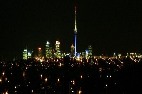 Photo of property in 2/44 Waimumu Road, Massey, Auckland, 0614