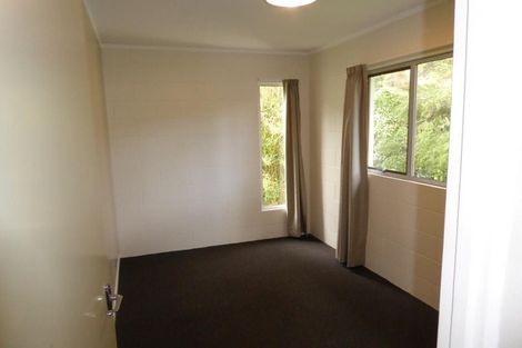 Photo of property in 4 Wyvern Place, Glenfield, Auckland, 0629