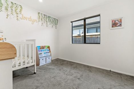 Photo of property in 16 Waka Ama Road, Karaka, Papakura, 2113