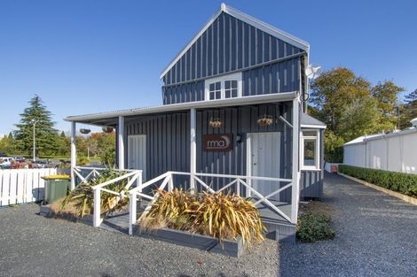 Photo of property in 2/249 Dairy Flat Highway, Albany, Auckland, 0632
