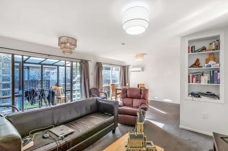 Photo of property in 1/185 Queenspark Drive, Parklands, Christchurch, 8083