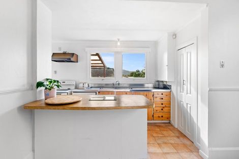 Photo of property in 12 Kauika Road, Avenues, Whangarei, 0110