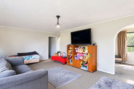 Photo of property in 6 Luke Place, Fairy Springs, Rotorua, 3015