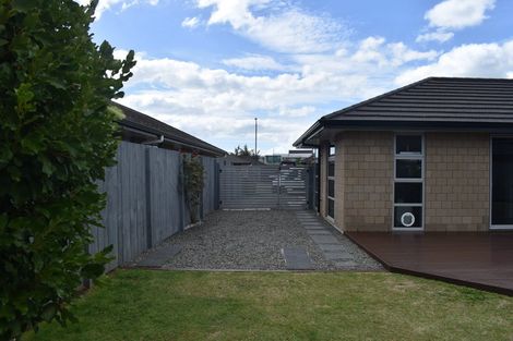 Photo of property in 20 Rainey Crescent, Papamoa Beach, Papamoa, 3118