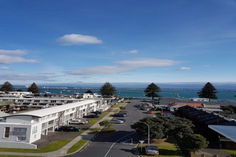 Photo of property in 23 Maunganui Road, Mount Maunganui, 3116