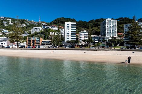 Photo of property in Broadwater Apartments, 214 Oriental Parade, Oriental Bay, Wellington, 6011