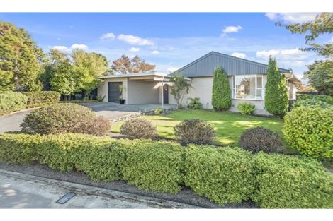 Photo of property in 40 Harrowdale Drive, Avonhead, Christchurch, 8042