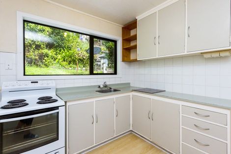 Photo of property in 76 Elmslie Road, Pinehaven, Upper Hutt, 5019