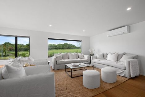 Photo of property in 27 Glenmore Road, Coatesville, Albany, 0793