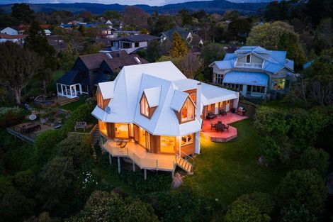 Photo of property in 96 Clifton Terrace, Fitzherbert, Palmerston North, 4410