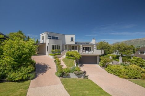Photo of property in 10 Mulberry Lane, Wanaka, 9305