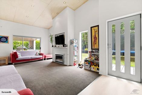 Photo of property in 17 Andre Rise, Stanmore Bay, Whangaparaoa, 0932