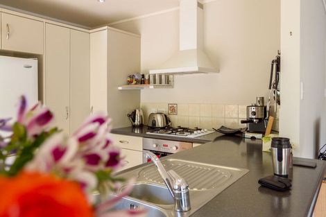 Photo of property in 24a Korotaha Terrace, Rothesay Bay, Auckland, 0630