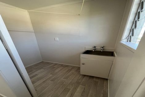 Photo of property in 231a Point Chevalier Road, Point Chevalier, Auckland, 1022