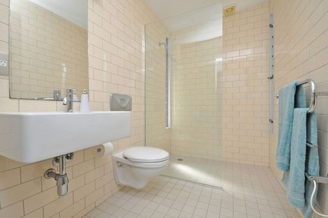 Photo of property in 8 Curzon Street, Onehunga, Auckland, 1061