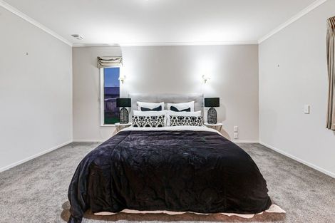 Photo of property in 22 Caversham Drive, Rototuna, Hamilton, 3210