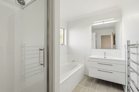 Photo of property in 4/10 Terrace Avenue, Mount Maunganui, 3116