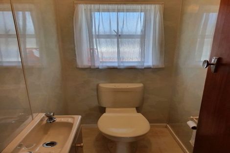 Photo of property in 2/112 Frankley Road, Frankleigh Park, New Plymouth, 4310